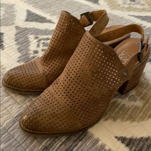 Franco Sarto size 7 mules